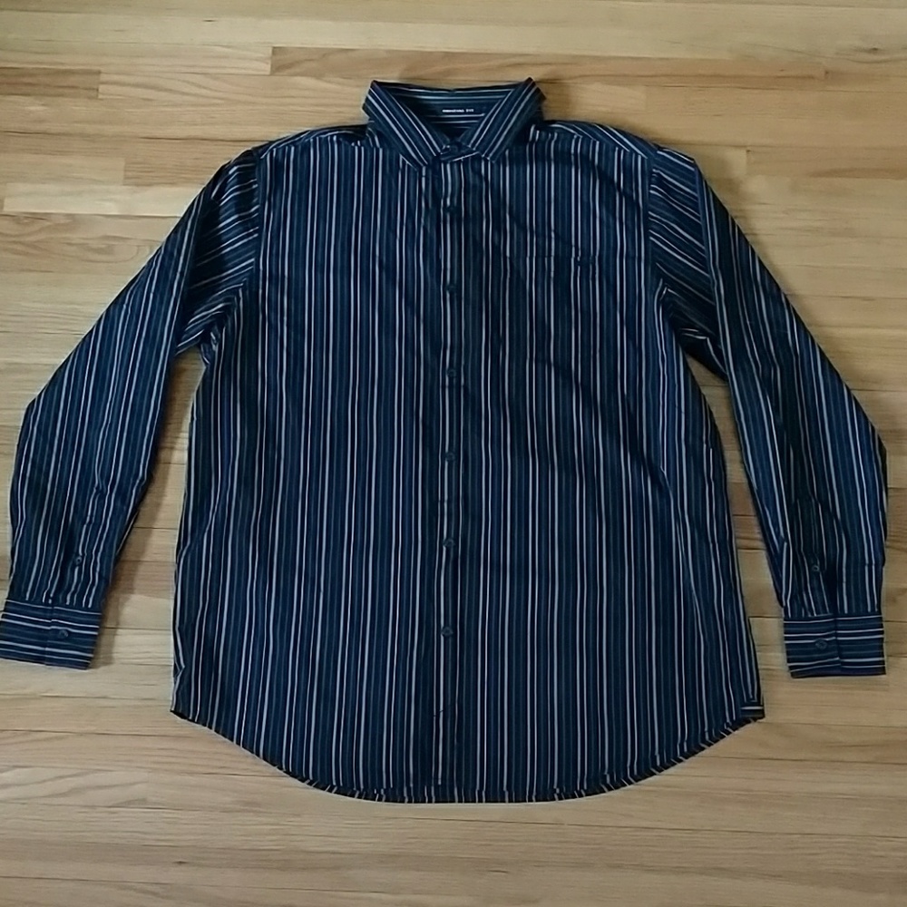 3/$15 Sean John pinstripe button-down shirt
